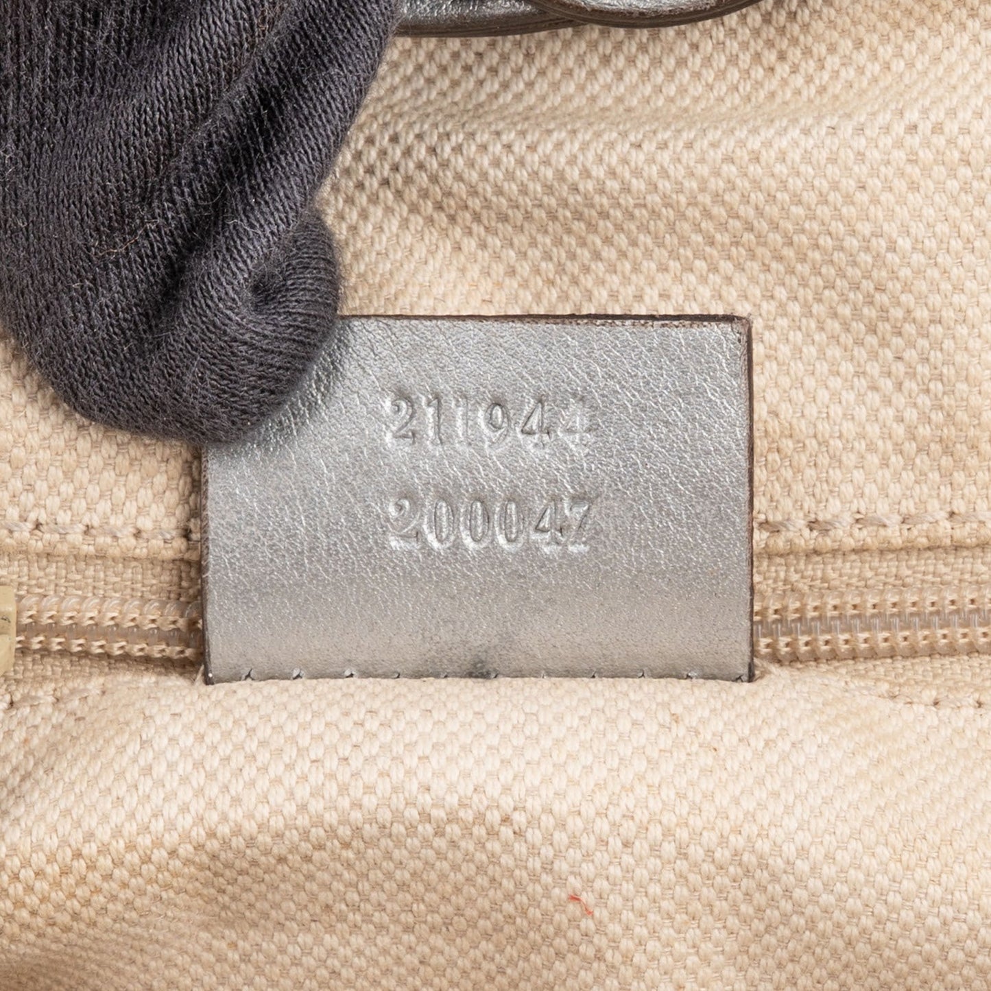 Gucci Guccissima Leather Sukey Handbag