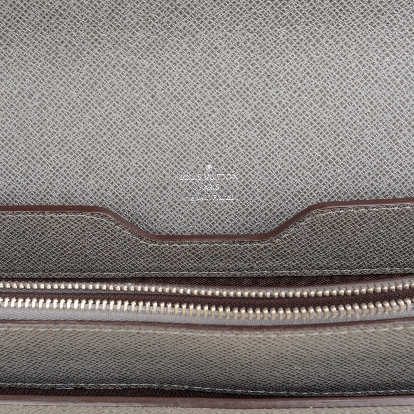Louis Vuitton Grey Taiga Leather Robusto Briefcase Handbag