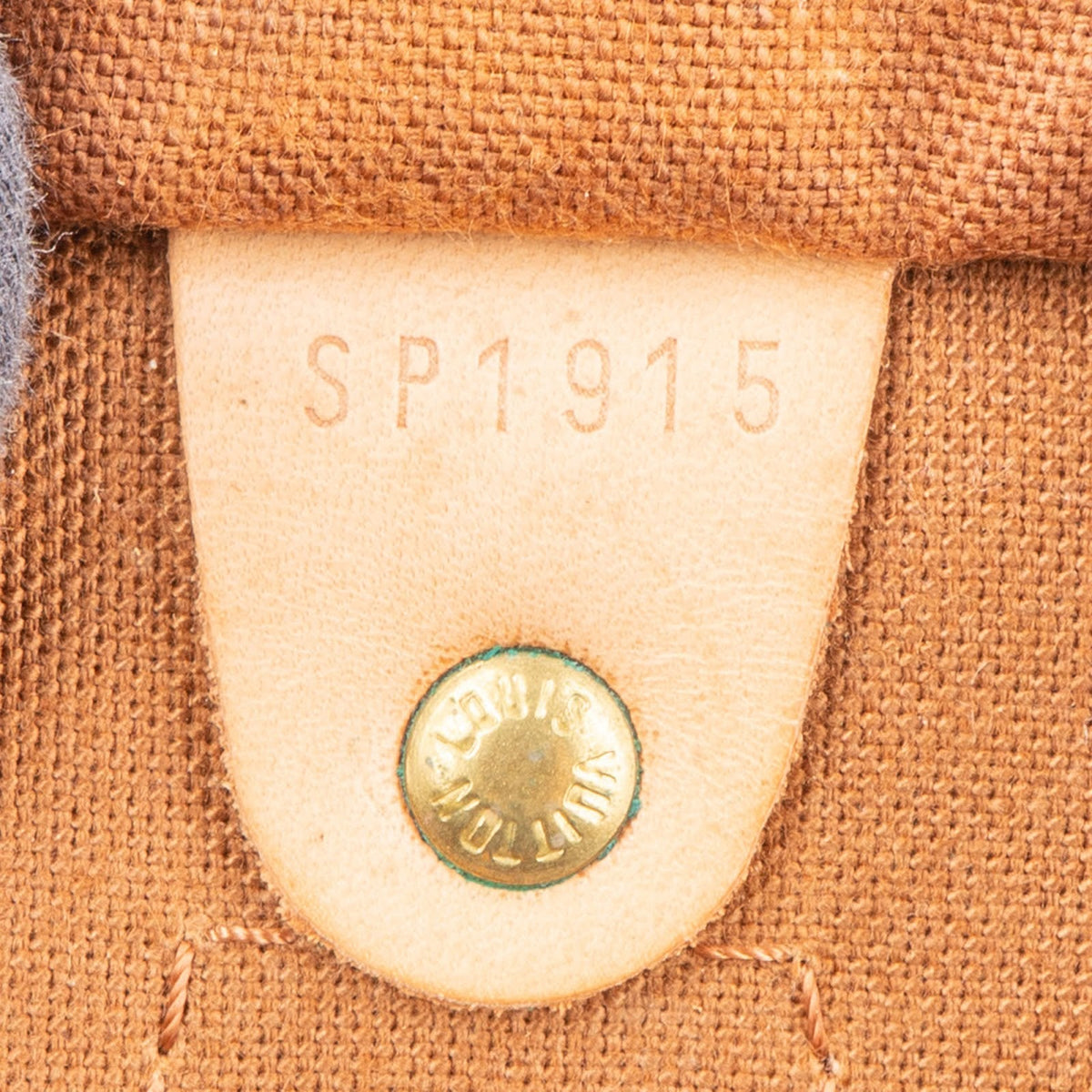 Louis Vuitton Monogram Canvas Speedy 40 Handbag