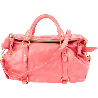 Miu Miu Vitello Lux Bow Handtasche in Rosa