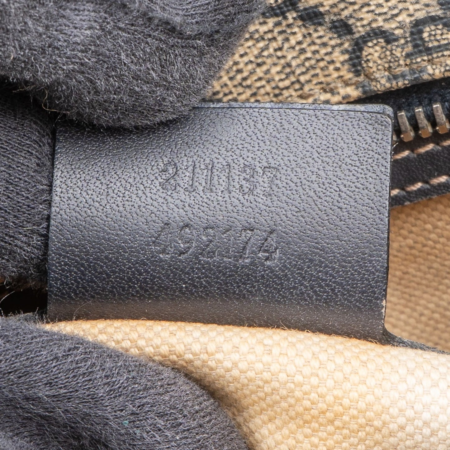 Gucci Monogram GG Plus Supreme Tote Shoulder Bag
