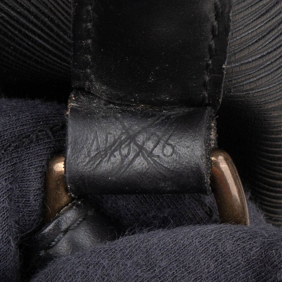 Louis Vuitton Noir Epi Leather Sac Noé Petit Shoulder Bag