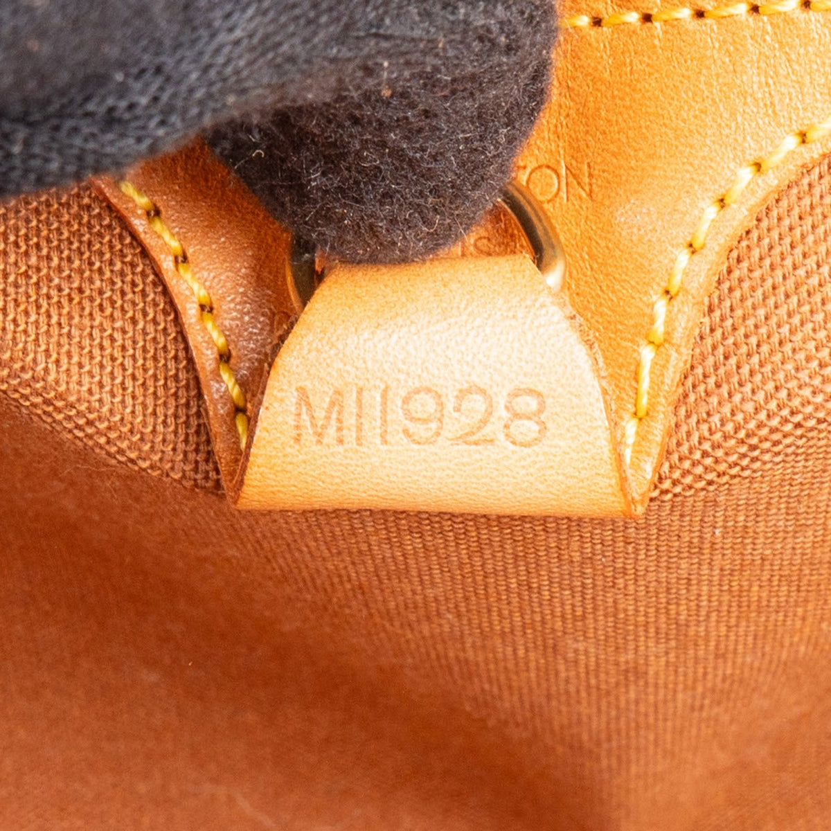 Louis Vuitton Monogram Canvas Ellipse MM Handbag