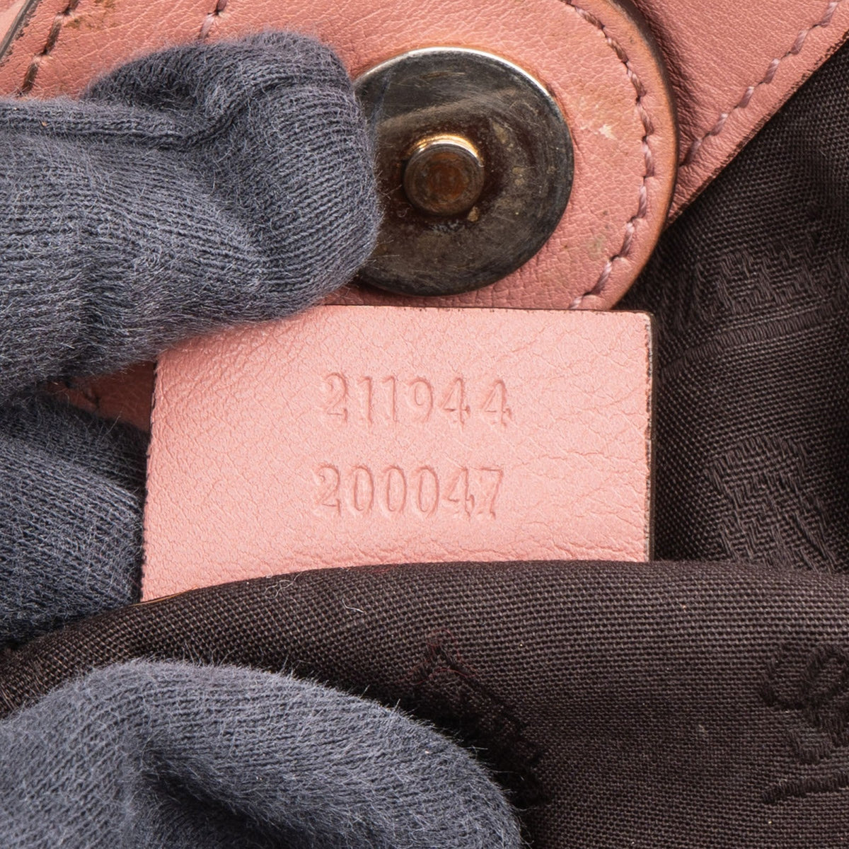 Gucci Pink Guccissima Leather Sukey Handbag