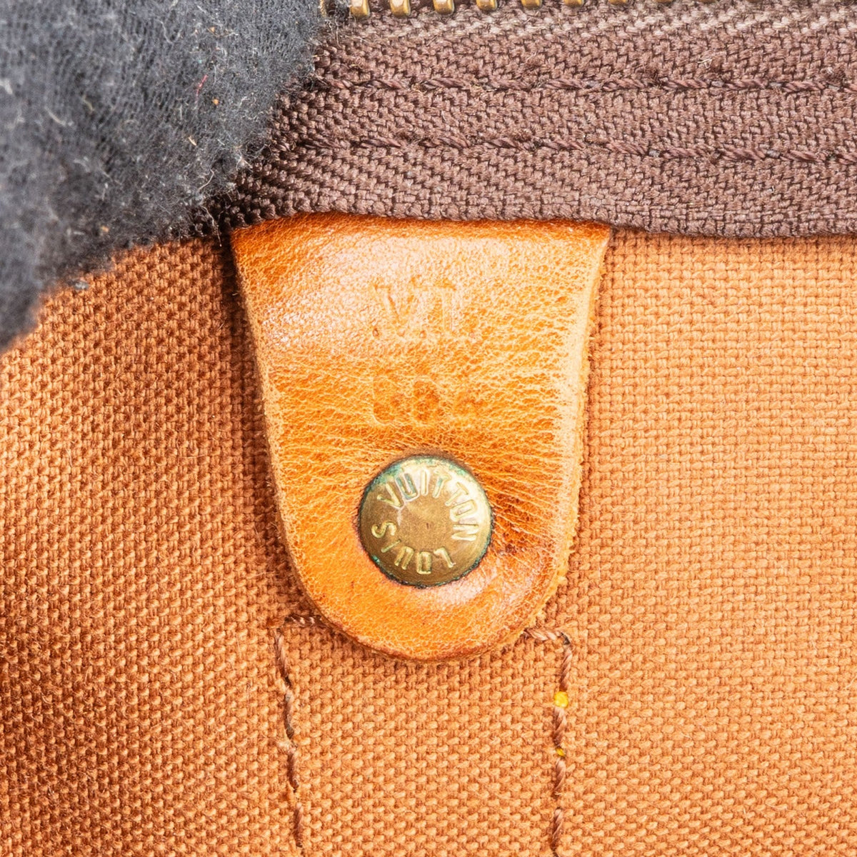 Louis Vuitton Monogram Canvas Keepall 50 Bandoulière Travel Bag