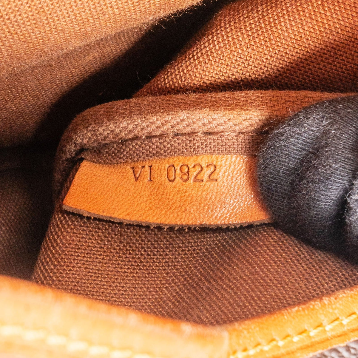 Louis Vuitton Monogram Canvas Saumur 30 Crossbody Bag