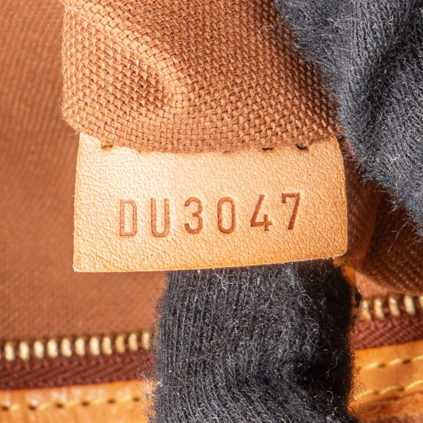 Louis Vuitton Monogram Canvas Batignolles Horizontal Handbag