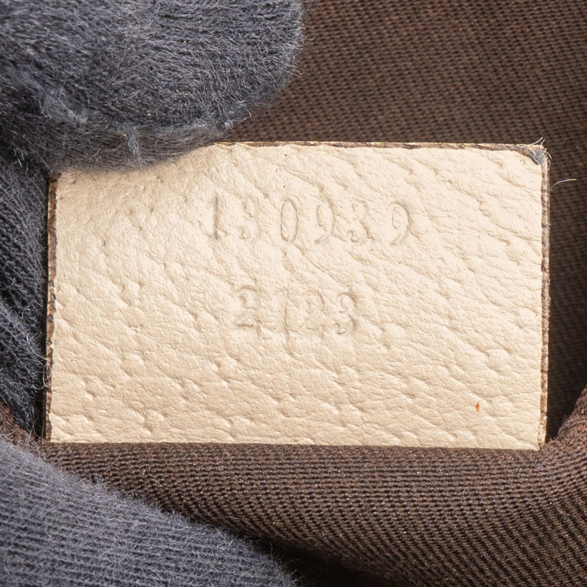 Gucci Monogram GG Canvas Abbey D-Ring Abbey Shoulder Bag