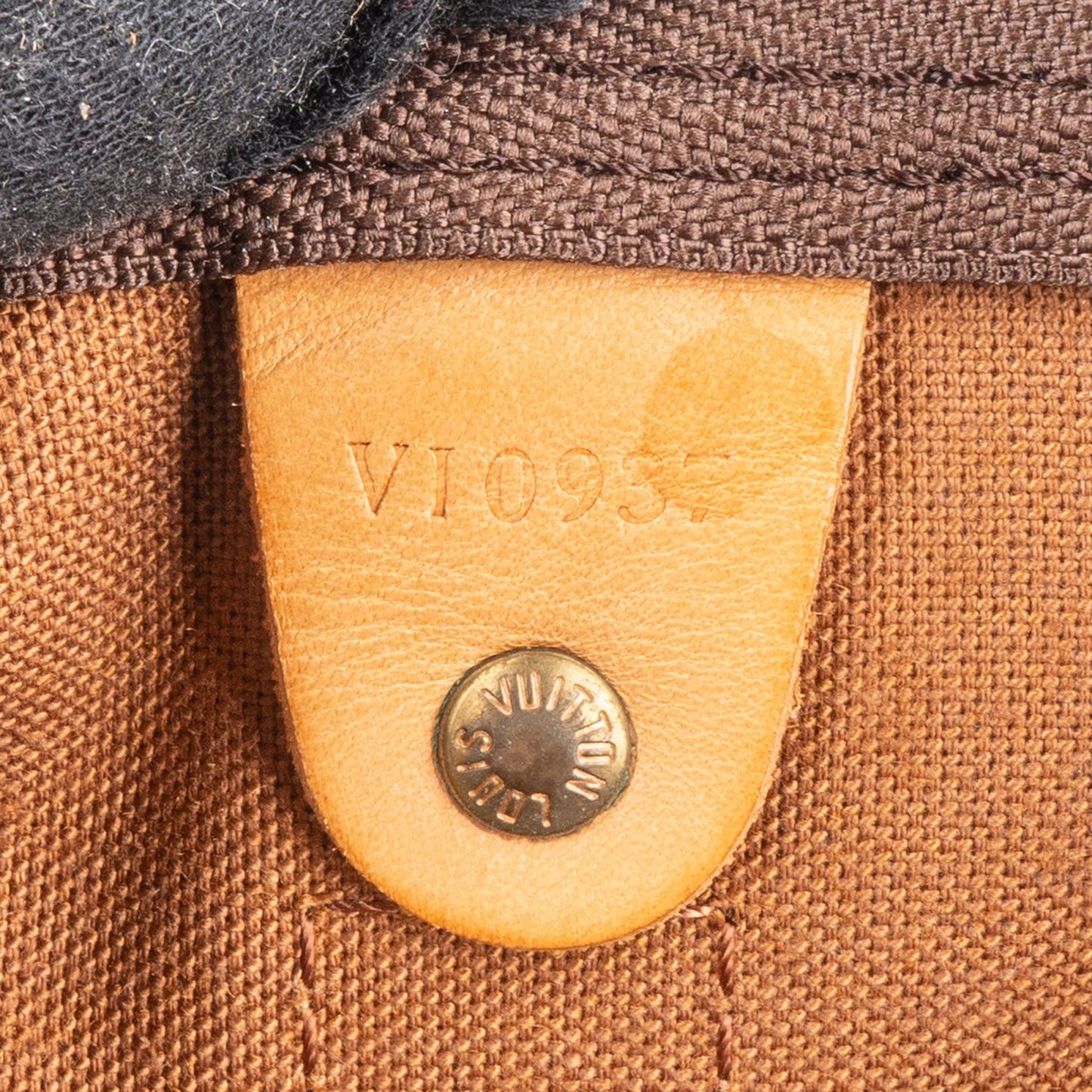 Louis Vuitton Monogram Canvas Keepall 55 Bandoulière Travel Bag