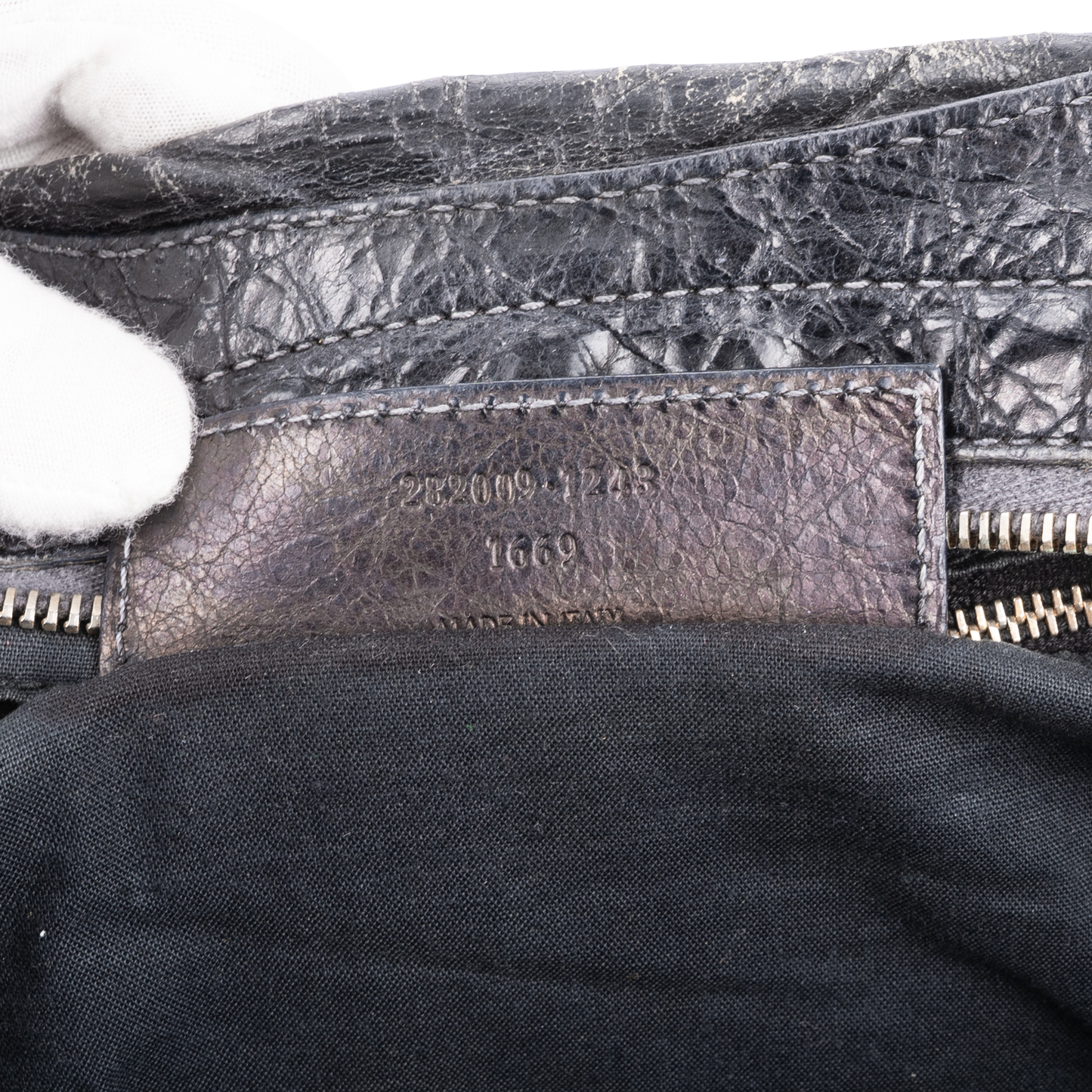 Balenciaga Black Leather Classic City Shoulder Bag