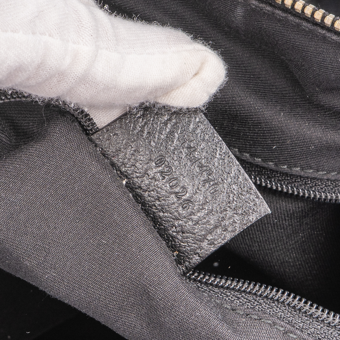 Gucci GG Monogram Abbey D-Ring Schultertasche