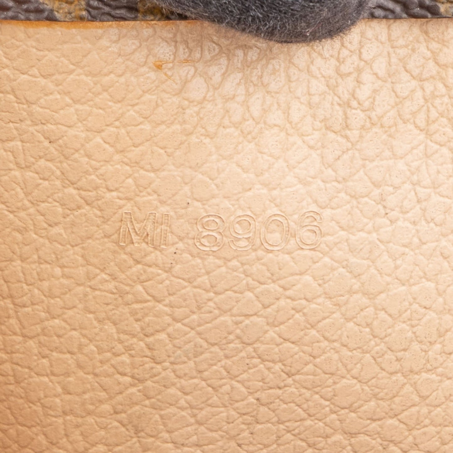 Louis Vuitton Canvas Monogram Sac Plat Handbag