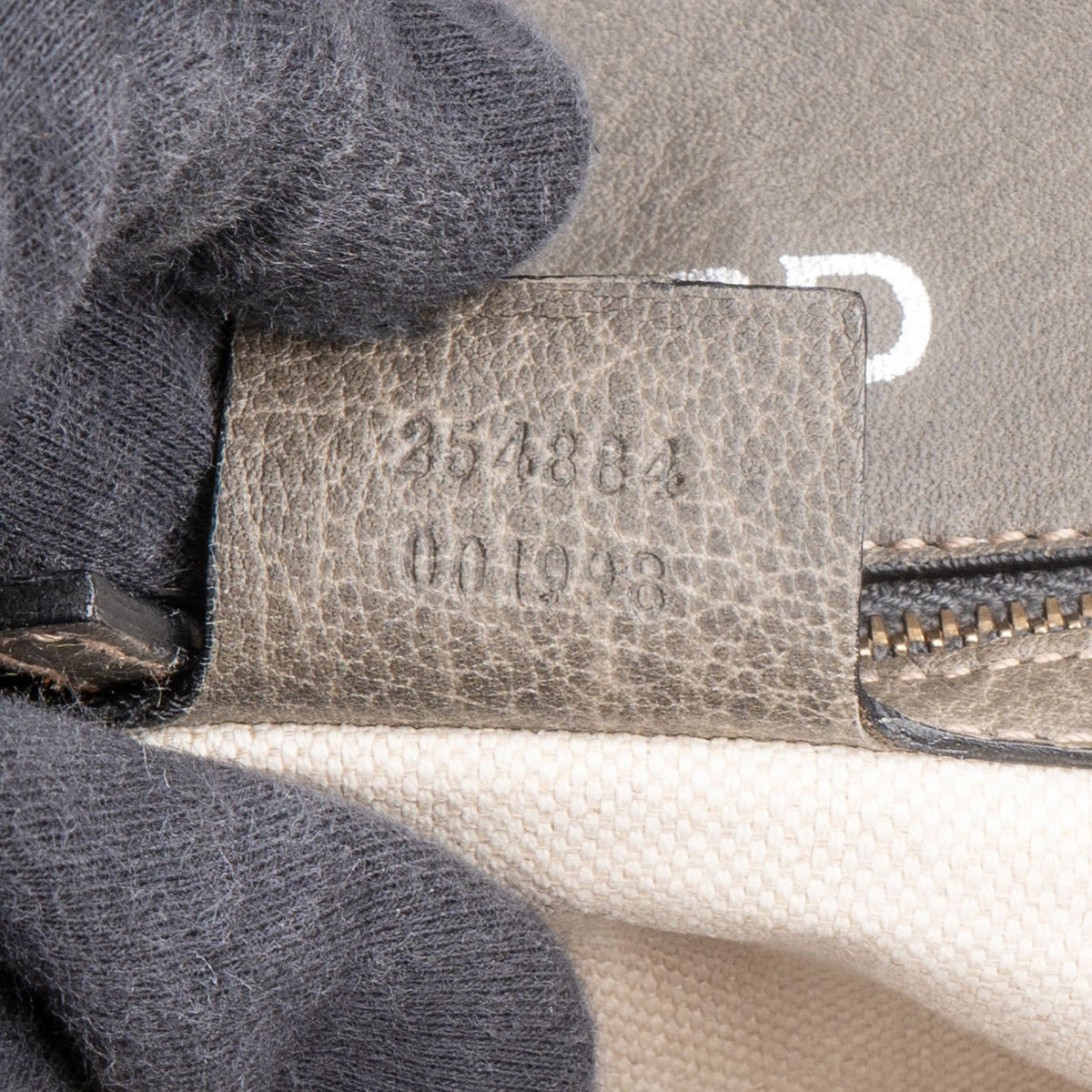 Gucci New Bamboo Top Handle Beijing 2010 aus grauem genarbtem Leder – Ansicht 13