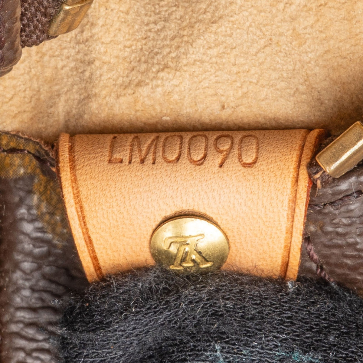 Louis Vuitton Monogram Canvas Luco Shoulder Bag