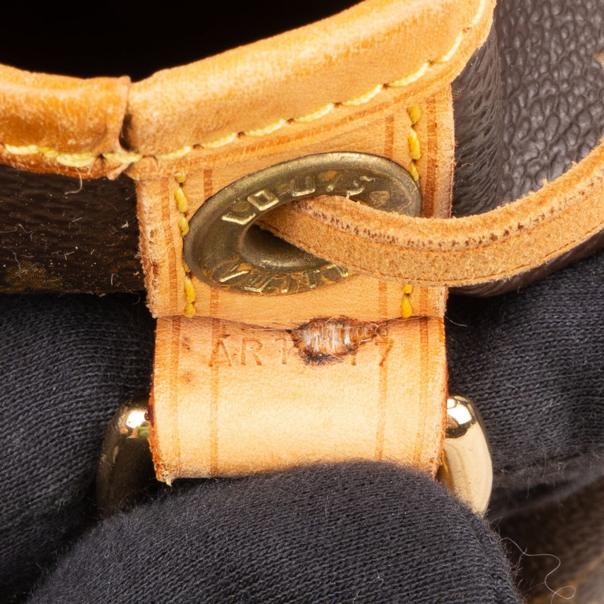 Louis Vuitton Monogram Canvas Sac Noé Grande Shoulder Bag