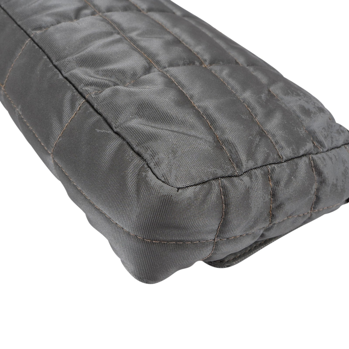 Chanel Chocolate Bar Flap aus Nylon (limitiert) – Ansicht 9