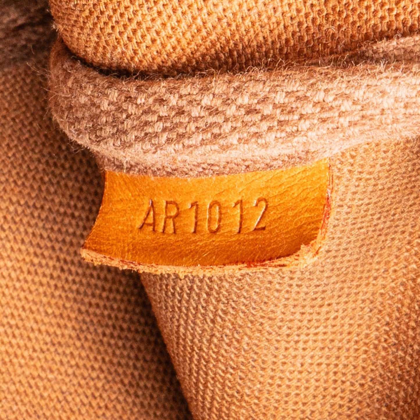 Louis Vuitton Monogram Canvas Pochette Accessoires Handbag