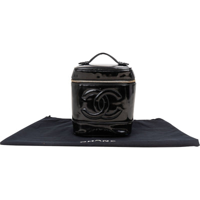 Chanel Patent Leather CC Vanity Case Handbag