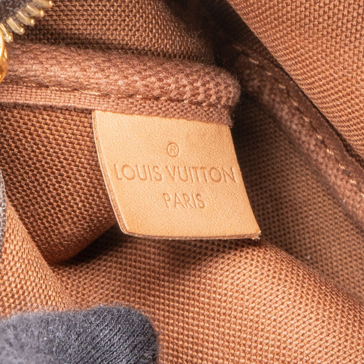 Louis Vuitton Multi Pochette Accessoires aus Monogram Canvas – Ansicht 14