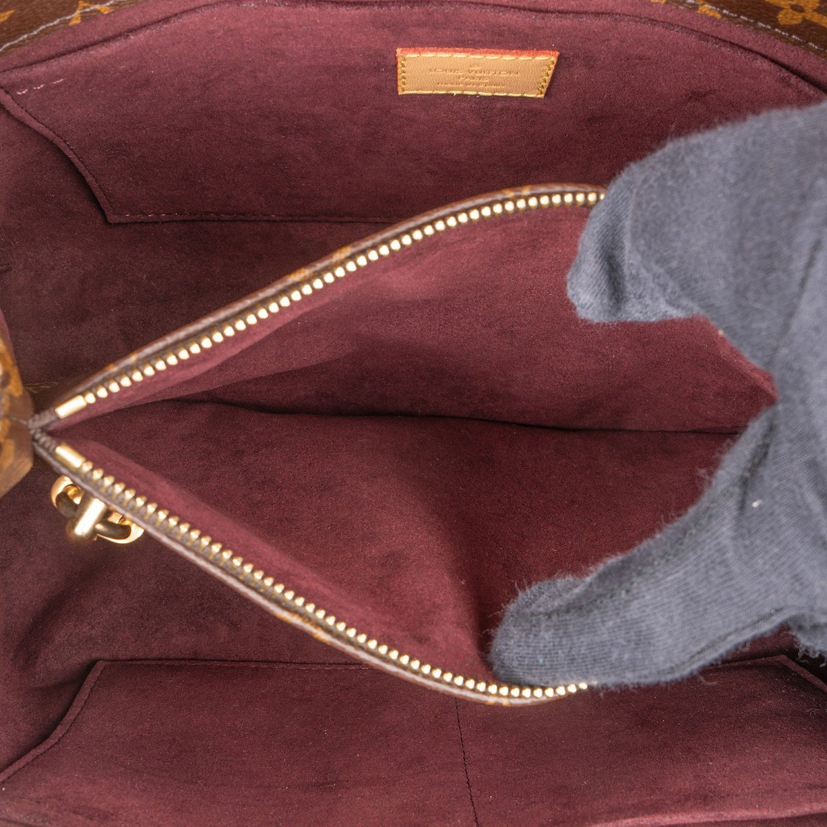 Louis Vuitton Monogram Canvas Montaigne MM Handbag