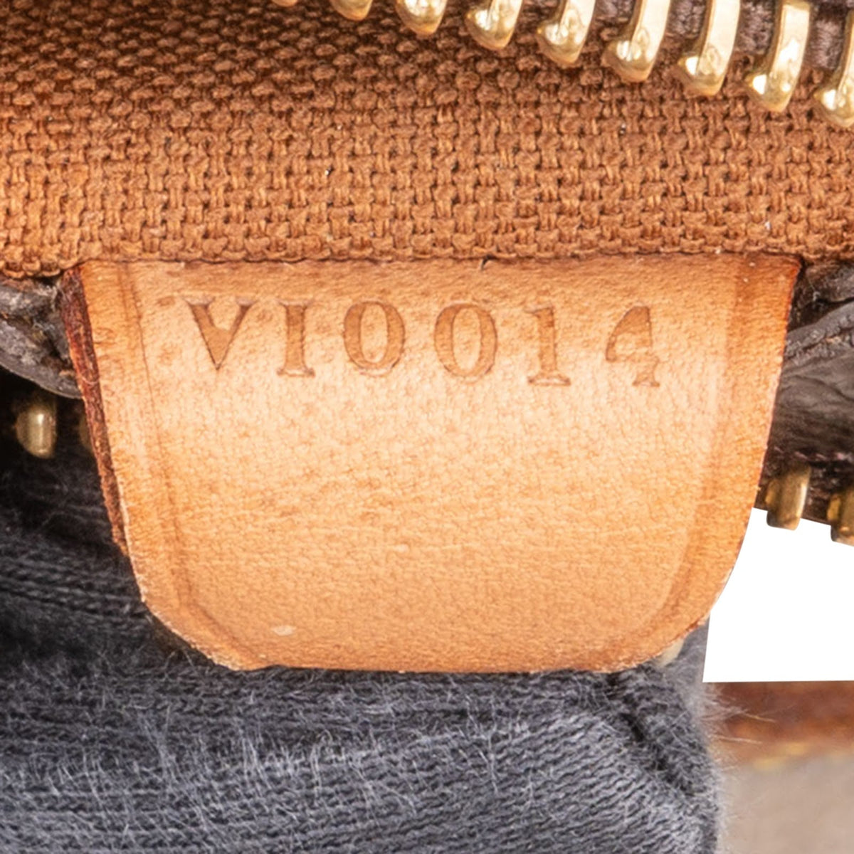 Louis Vuitton Cabas Piano aus Monogram Canvas – Ansicht 10