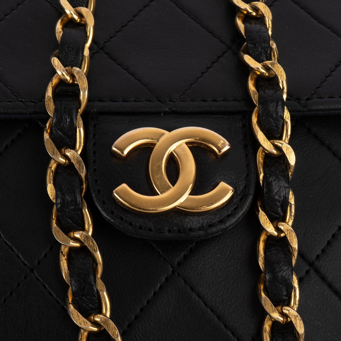 Chanel Quilted Lambskin 24K Gold Single Flap Shoulder Bag