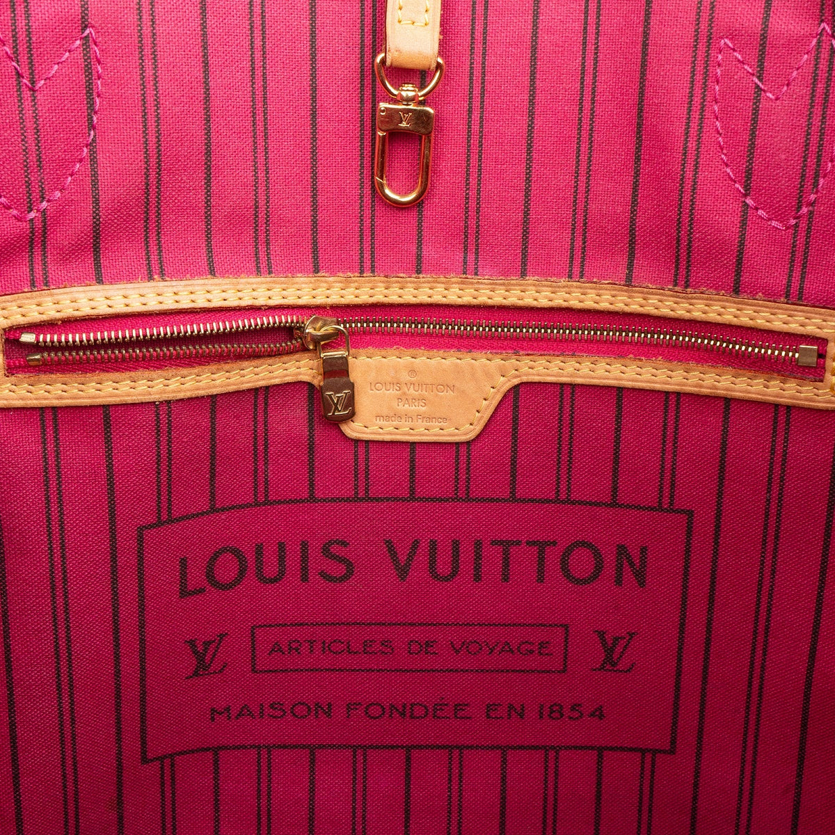 Louis Vuitton Monogram Canvas Neverfull MM Shoulder Bag