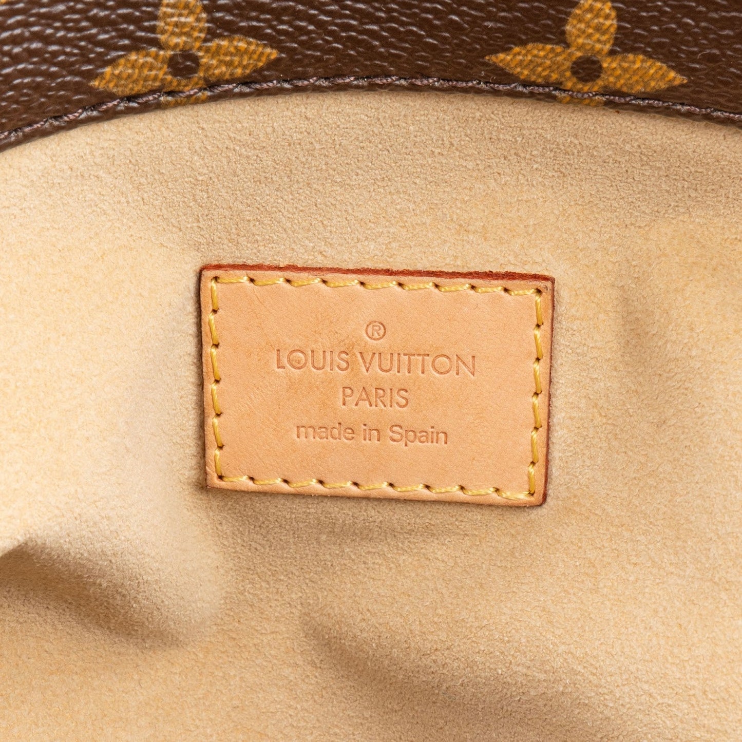 Louis Vuitton Monogram Canvas Artsy MM Shoulder Bag