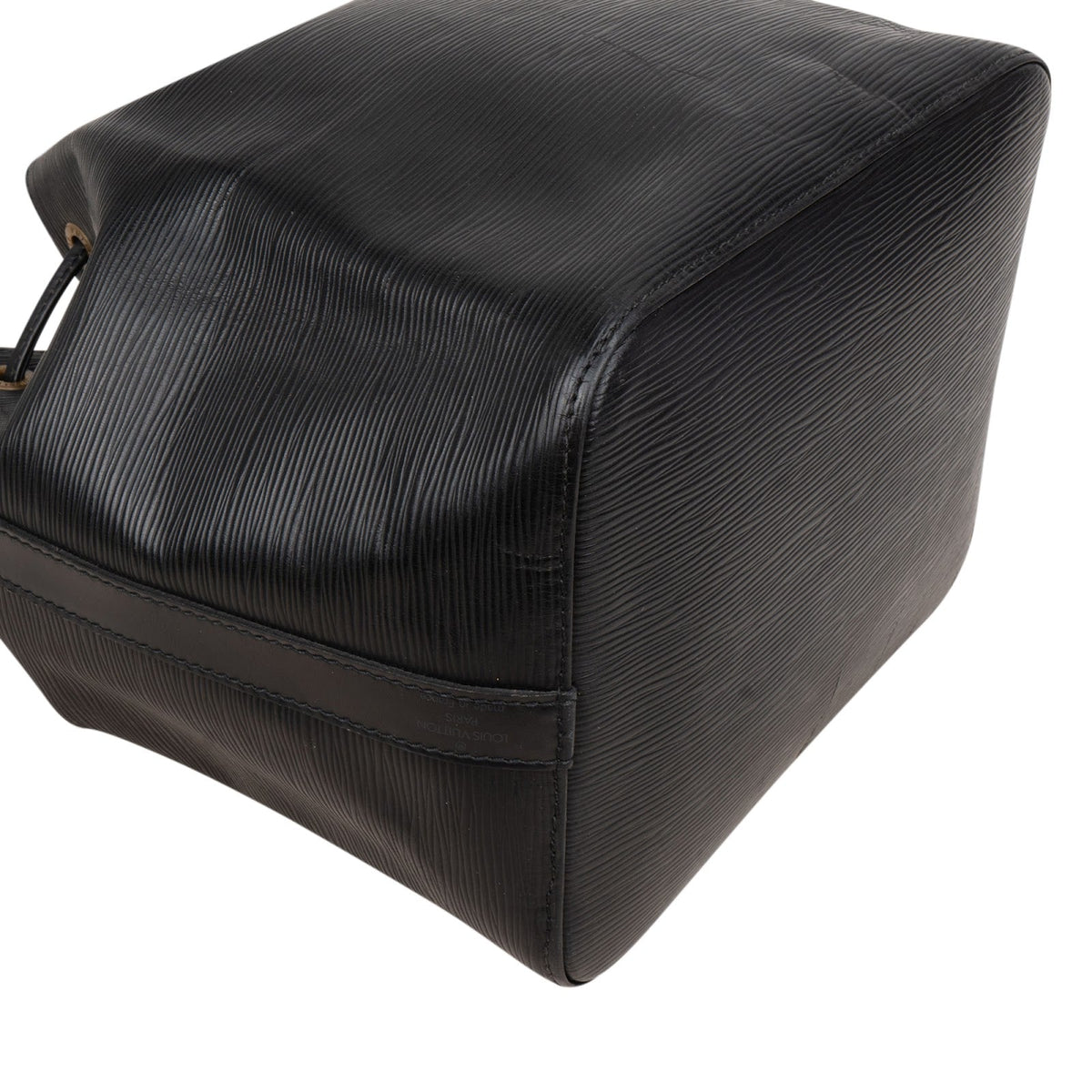 Louis Vuitton Noir Epi Leather Sac Noé Petit Shoulder Bag
