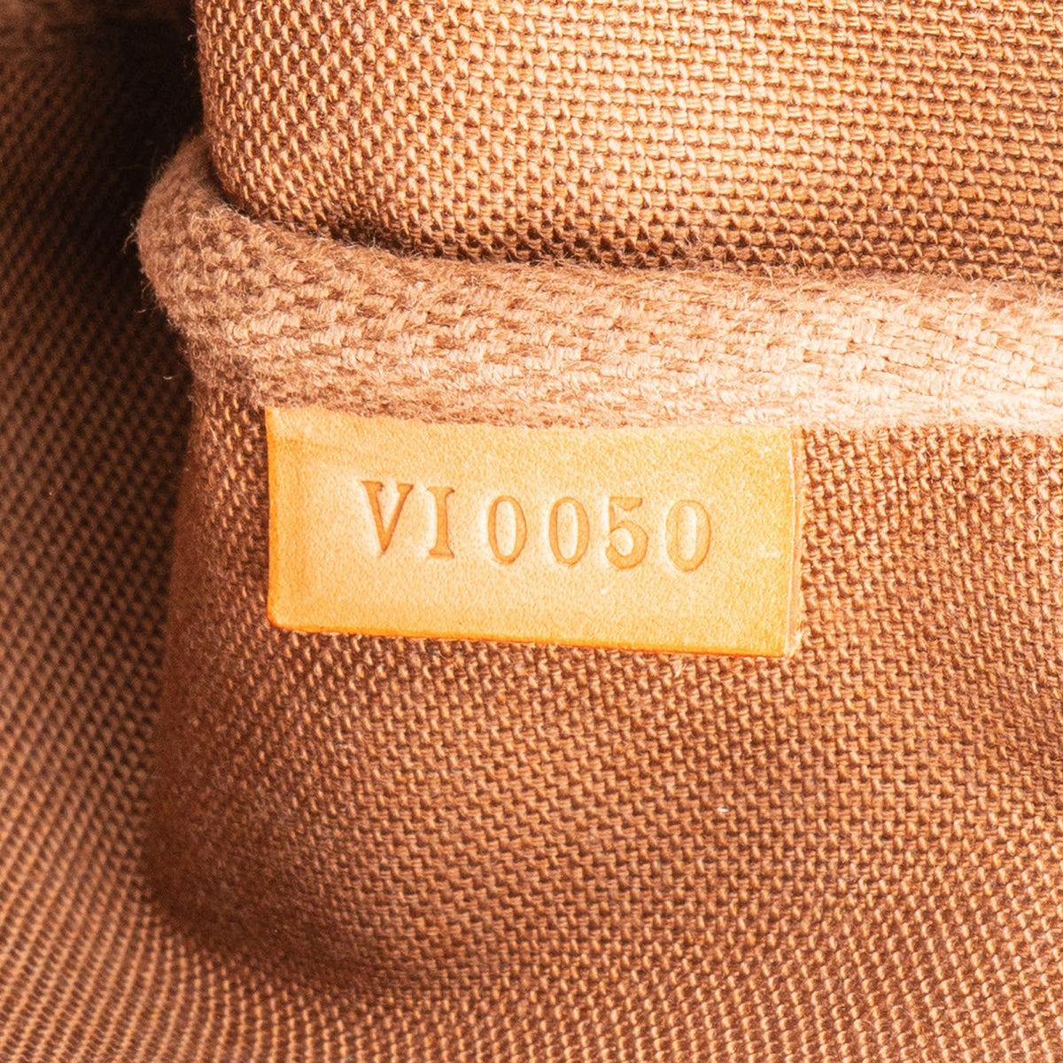 Louis Vuitton Pochette Accessoires aus Monogram Canvas – Ansicht 10