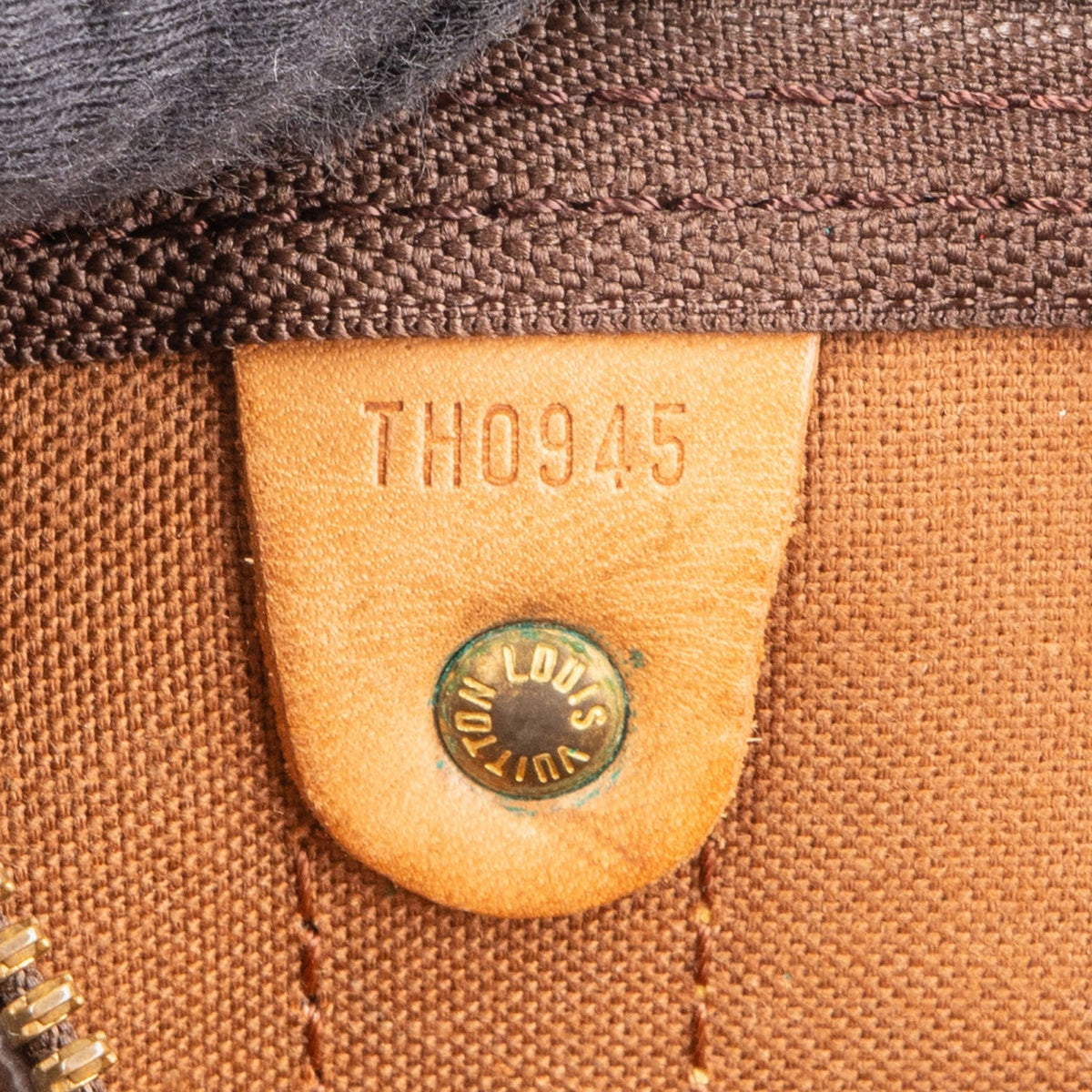 Louis Vuitton Monogram Canvas Keepall 55 Bandoulière Travel Bag