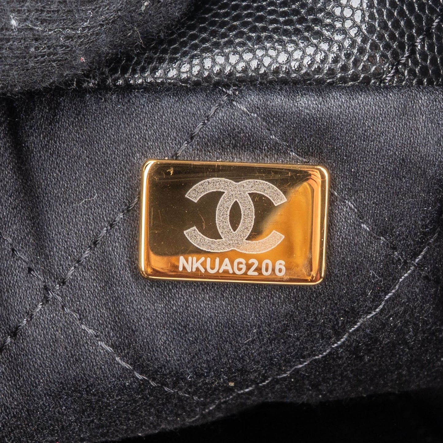 Chanel 22 Stitching Caviar Leather Small Drawstring Crossbody Bag