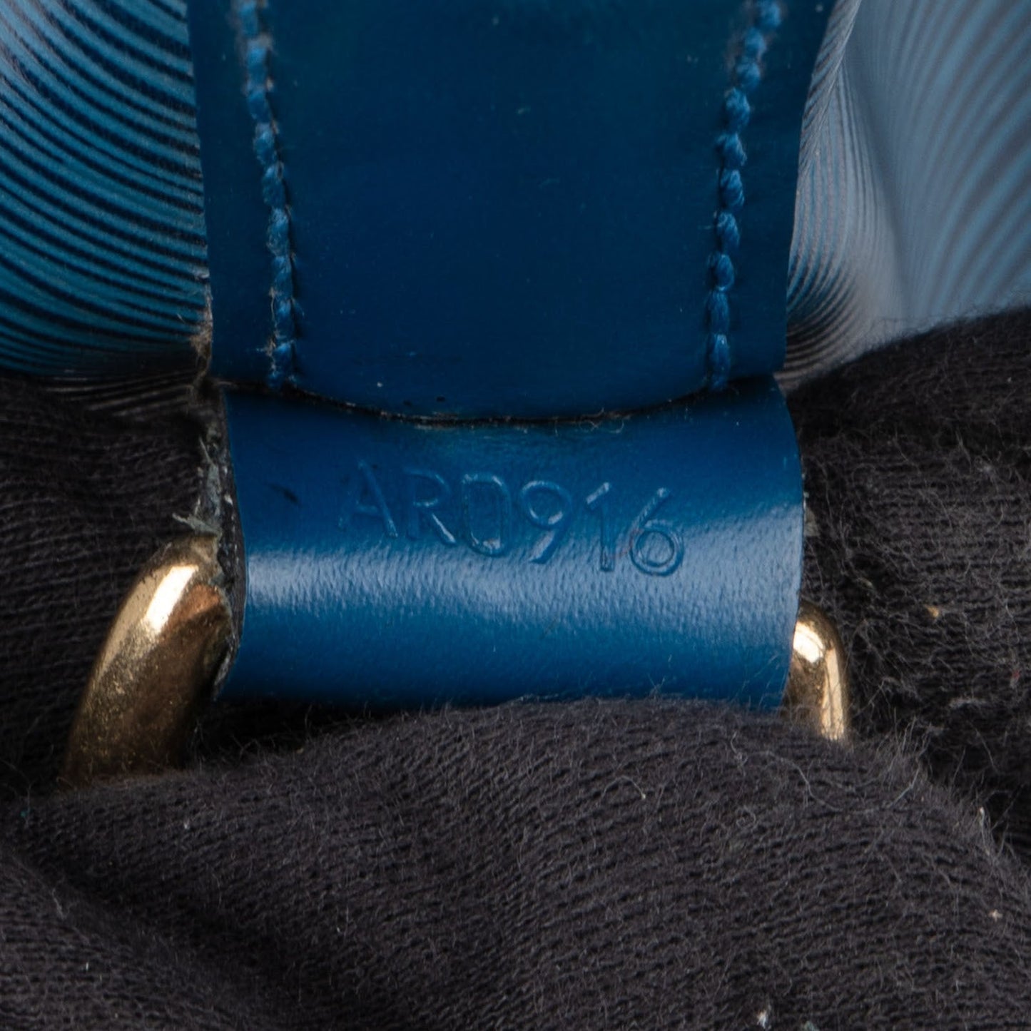Louis Vuitton Blue Epi Leather Sac Noé Petit Shoulder Bag