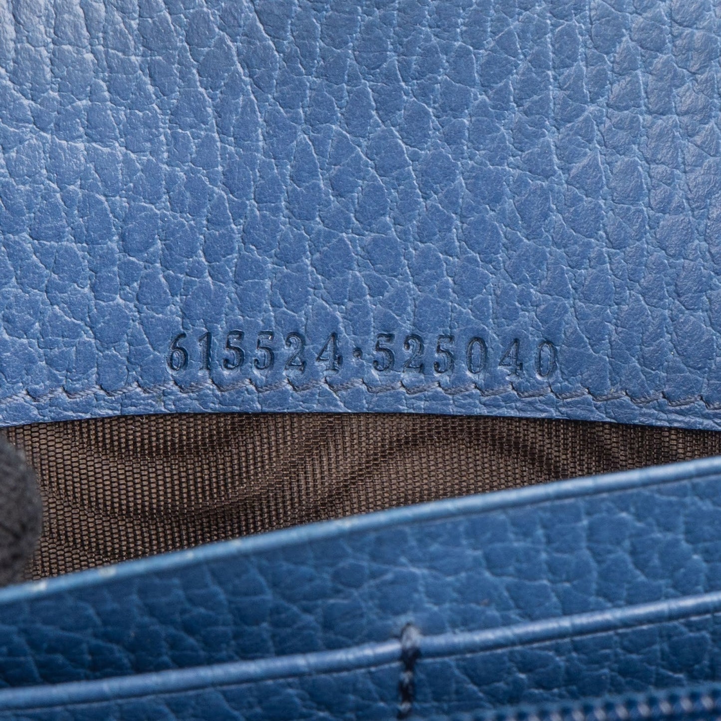 Gucci Pebbled Leather Interlocking GG Continental Wallet