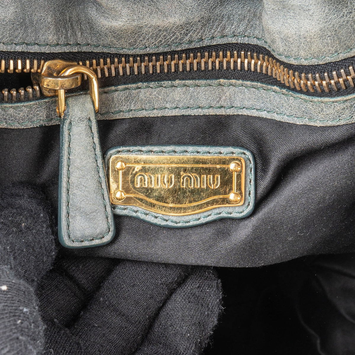 Miu Miu Patch aus mehrfarbigem gestepptem Vitello-Lux-Leder – Ansicht 10