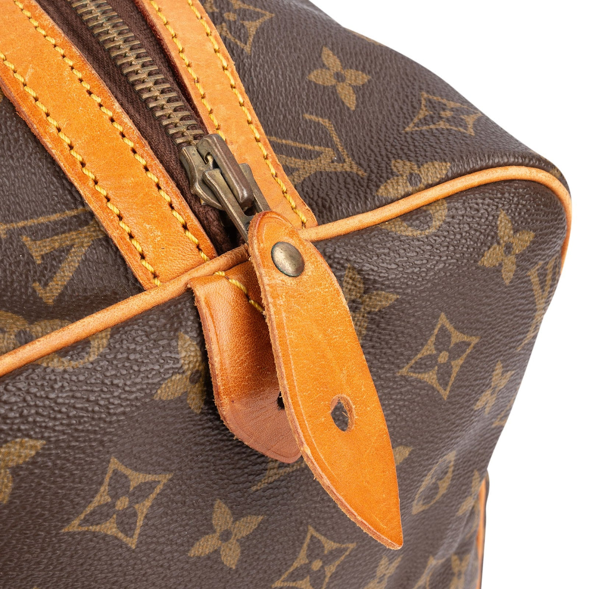 Louis Vuitton Monogram Canvas Sac Souple 35 Handbag
