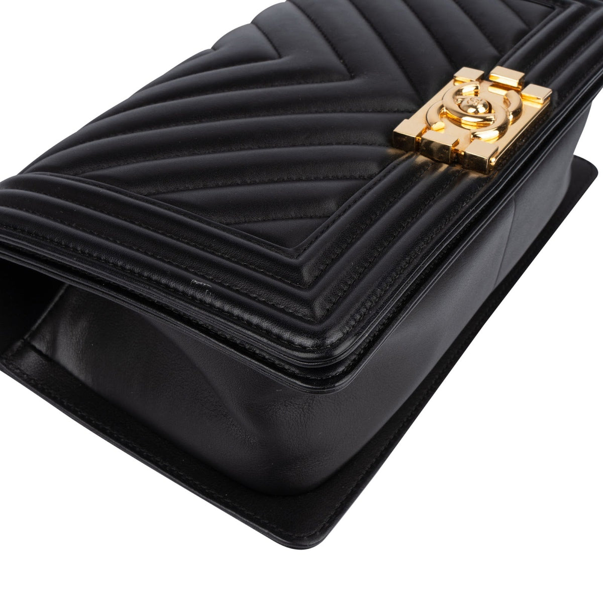 Chanel Quilted Chevron Boy Single Flap Crossbody Bag