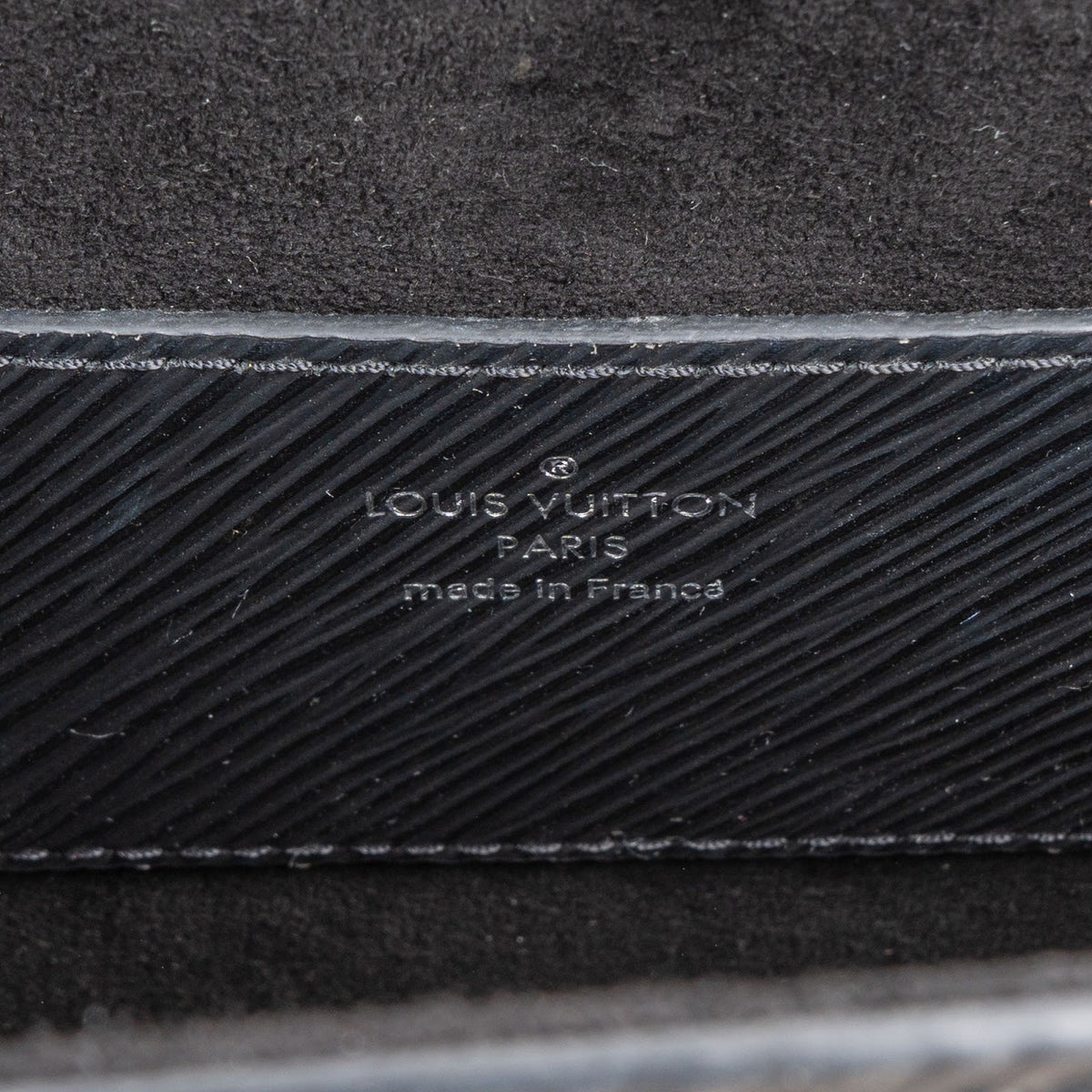 Louis Vuitton Noir Epi Leather Twist MM Crossbody Bag