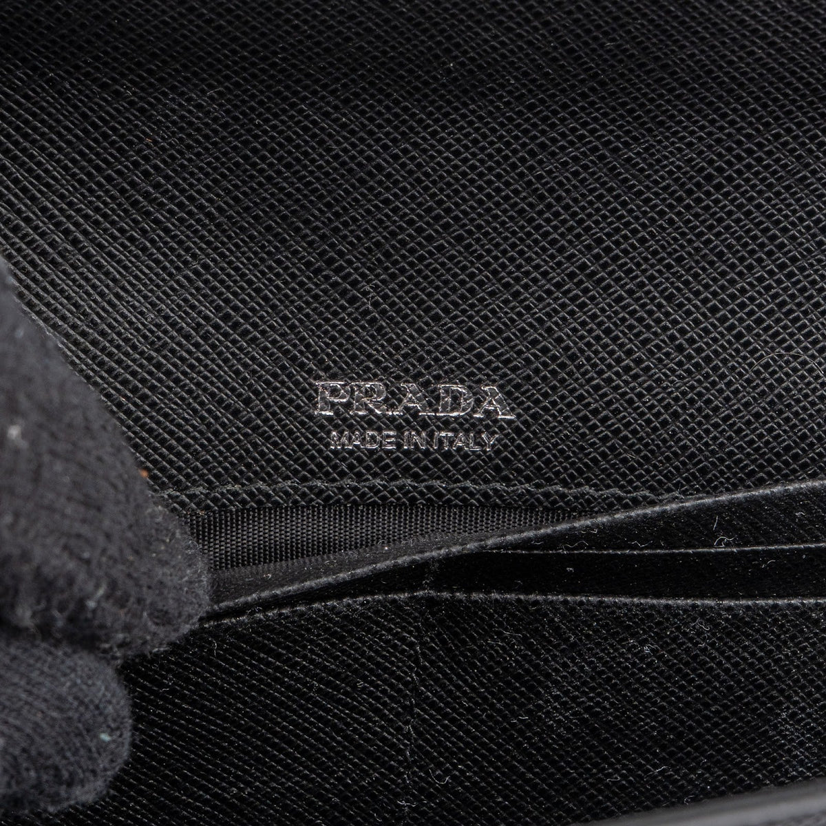 Prada Belt Bag aus schwarzem Saffiano-Leder – Ansicht 9