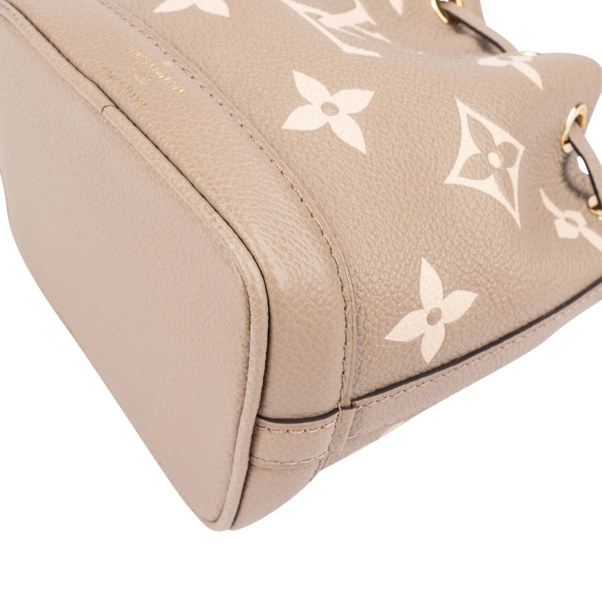 Louis Vuitton Nano Neo Noé BB aus Monogram Empreinte Leder – Ansicht 9