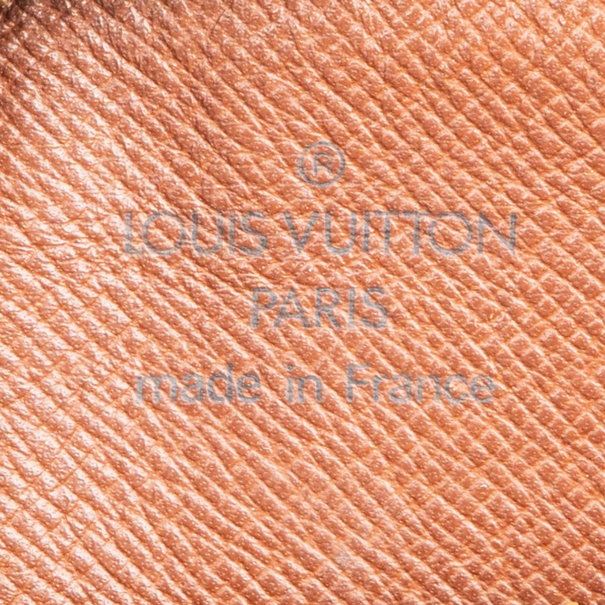 Louis Vuitton Papillon 26 aus Monogram Canvas – Ansicht 9