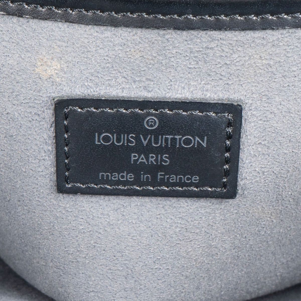 Louis Vuitton Noctambule aus schwarzem Epi-Leder – Ansicht 9