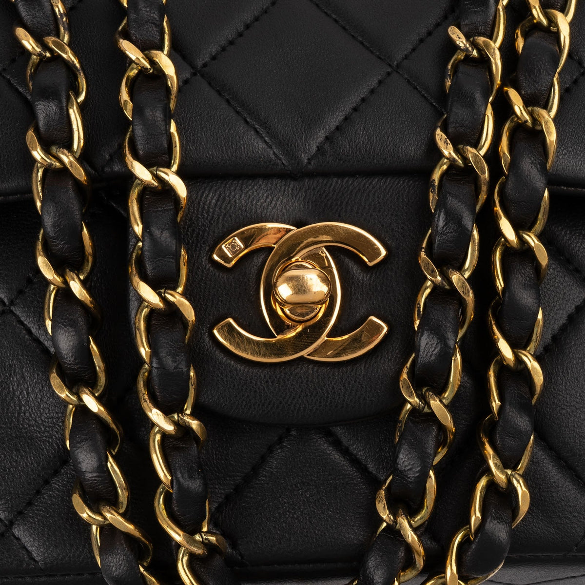 Chanel Medium Double Flap aus gestepptem Lammleder – Ansicht 9