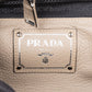 Prada Luggage Tote aus Vitello-Daino-Leder – Ansicht 10