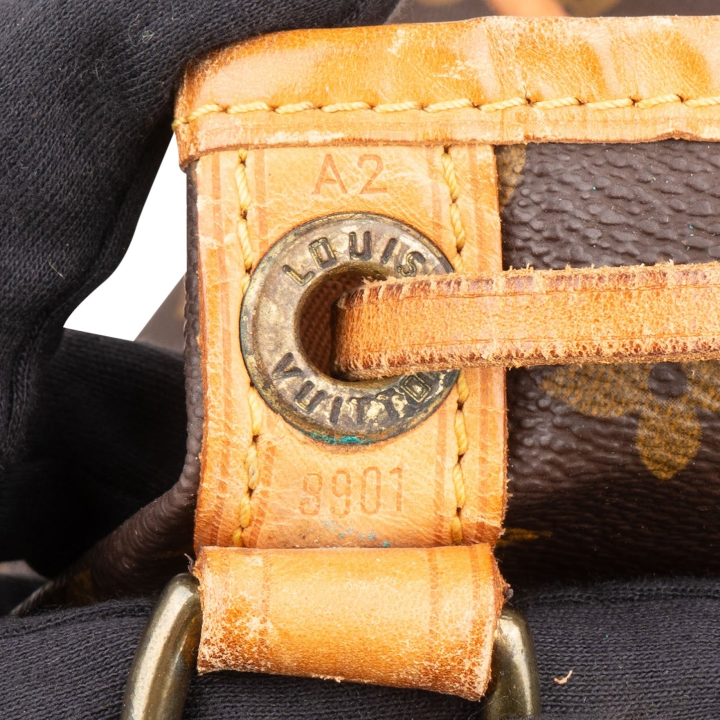 Louis Vuitton Monogram Canvas Sac Noé Grande Shoulder Bag