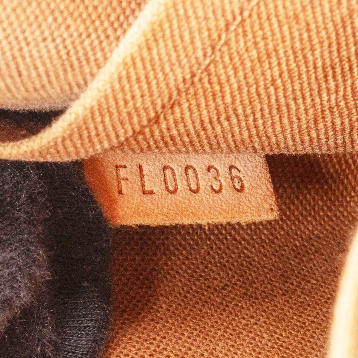 Louis Vuitton Popincourt aus Monogram Canvas – Ansicht 10