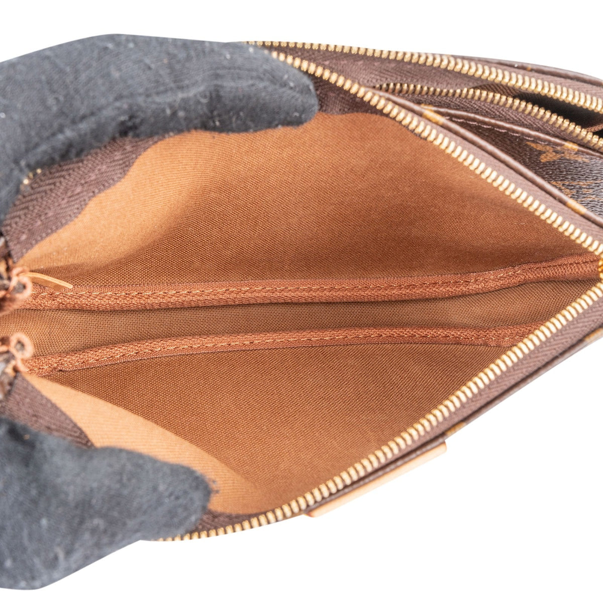 Louis Vuitton Multi Pochette Accessoires aus Monogram Canvas – Ansicht 12