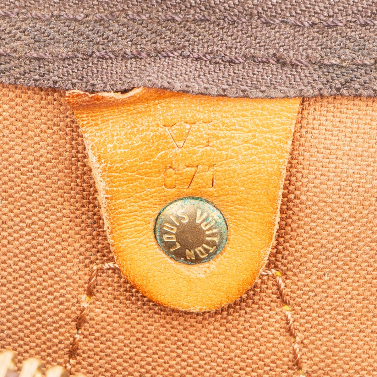 Louis Vuitton Monogram Canvas Speedy 30 Handbag