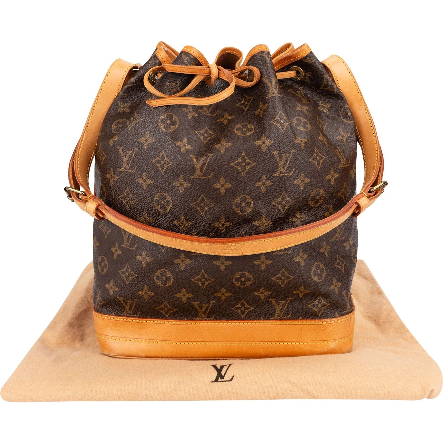 Louis Vuitton Monogram Canvas Sac Noé Grande Shoulder Bag