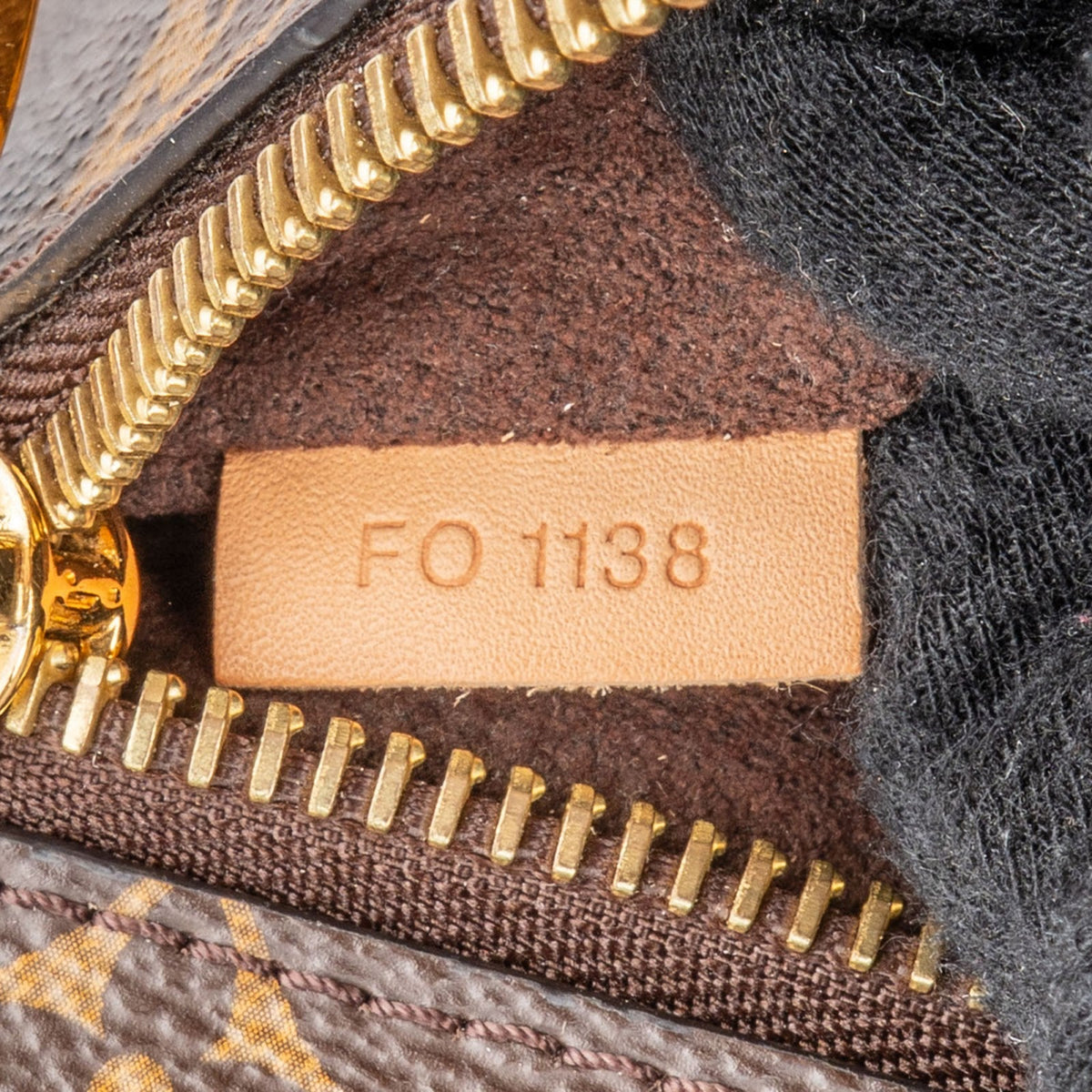 Louis Vuitton Monogram Canvas Métis Handbag